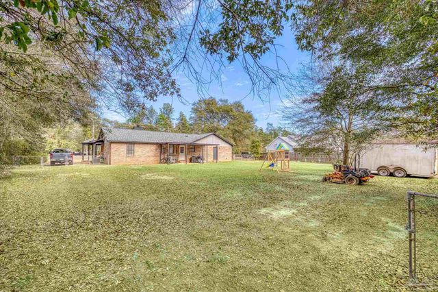 5279 Willard Norris Rd, Milton, FL 32570