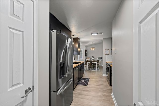 5279 Willard Norris Rd, Milton, FL 32570