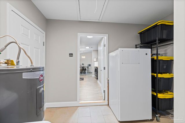 5279 Willard Norris Rd, Milton, FL 32570