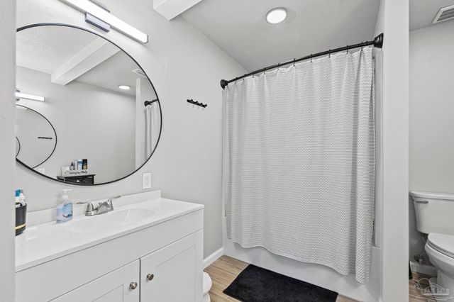 5279 Willard Norris Rd, Milton, FL 32570