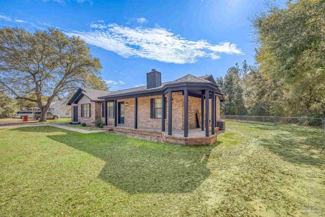 5279 Willard Norris Rd, Milton, FL 32570