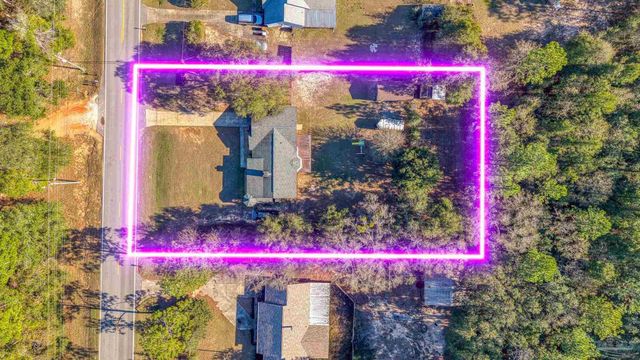 5279 Willard Norris Rd, Milton, FL 32570