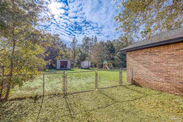 5279 Willard Norris Rd, Milton, FL 32570