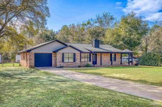 5279 Willard Norris Rd, Milton, FL 32570