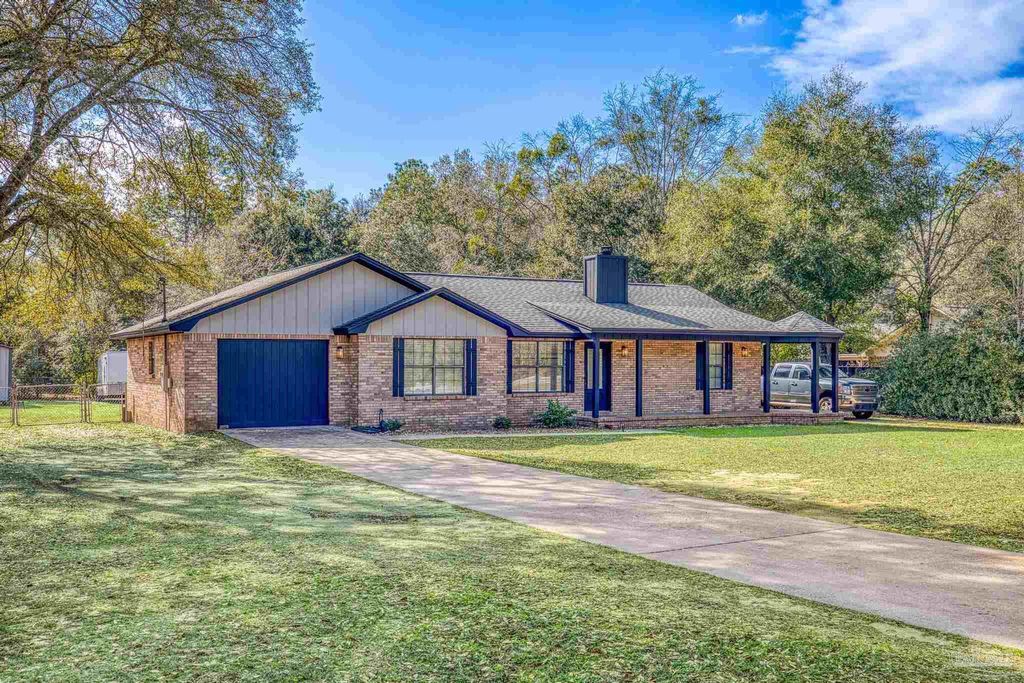 5279 Willard Norris Rd, Milton, FL 32570