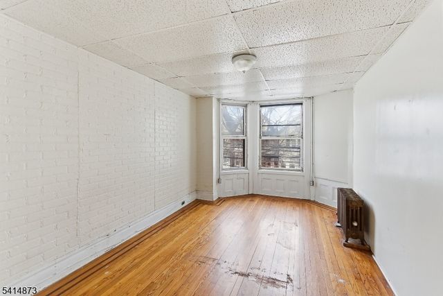 303 Clifton Ave, Newark City, NJ 07104