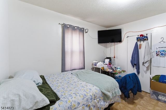 303 Clifton Ave, Newark City, NJ 07104