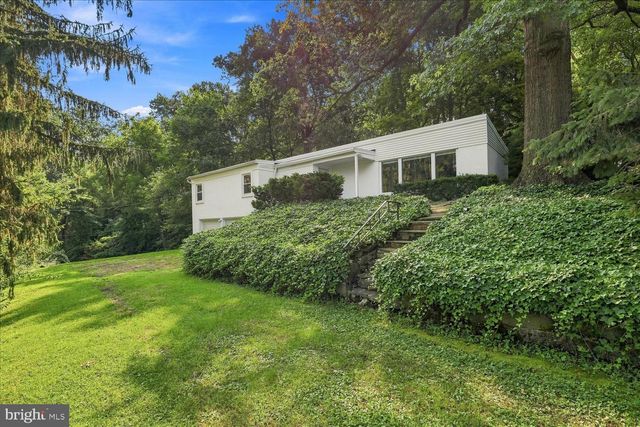 35 ORCHARD RD, Lancaster, PA 17601