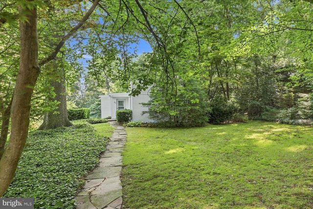 35 ORCHARD RD, Lancaster, PA 17601