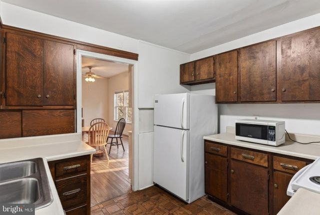 35 ORCHARD RD, Lancaster, PA 17601