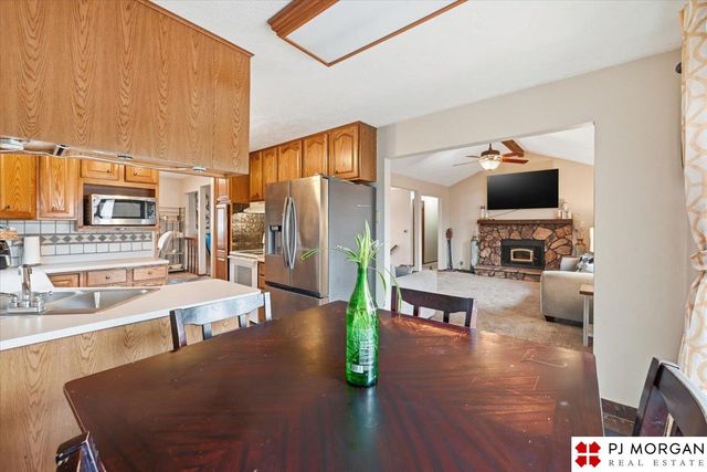 2324 N 113th Street, Omaha, NE 68164