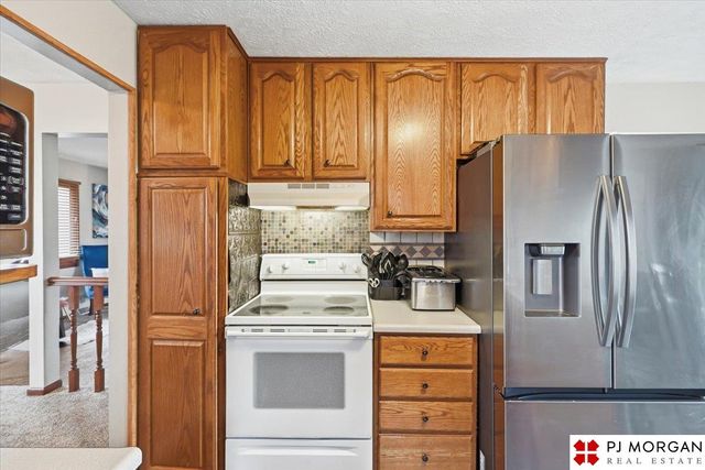 2324 N 113th Street, Omaha, NE 68164