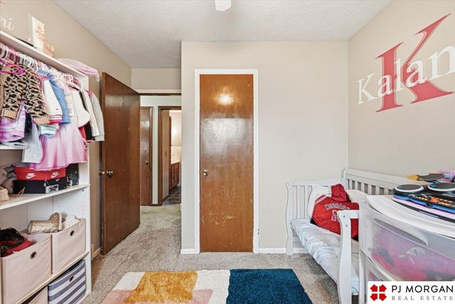 2324 N 113th Street, Omaha, NE 68164