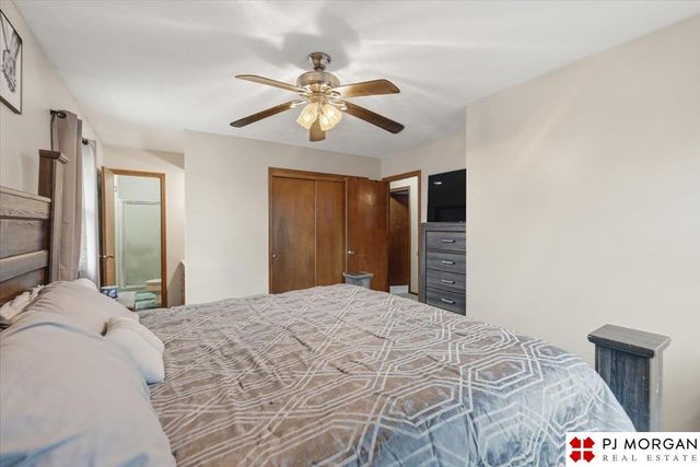 2324 N 113th Street, Omaha, NE 68164