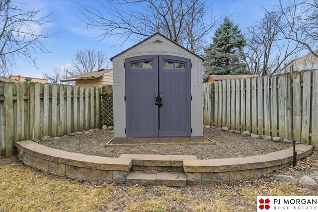 2324 N 113th Street, Omaha, NE 68164