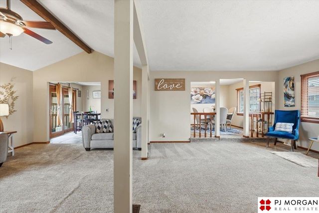 2324 N 113th Street, Omaha, NE 68164