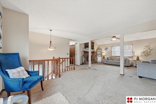 2324 N 113th Street, Omaha, NE 68164