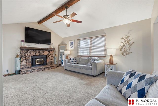 2324 N 113th Street, Omaha, NE 68164