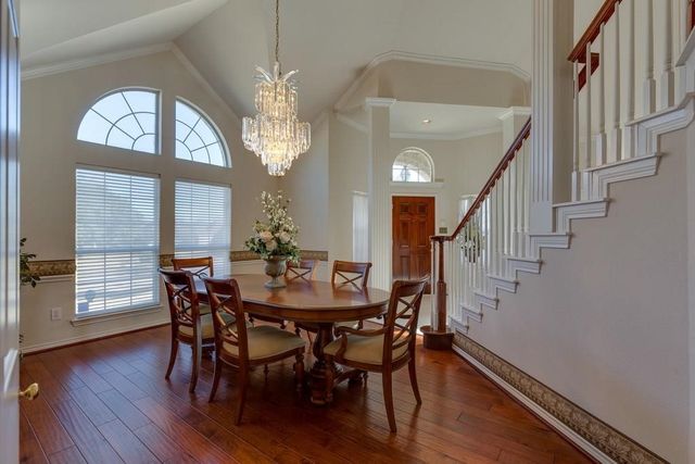 801 Steeps Court, Euless, TX 76039