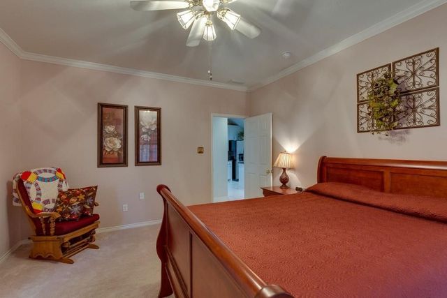 801 Steeps Court, Euless, TX 76039