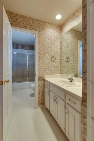801 Steeps Court, Euless, TX 76039