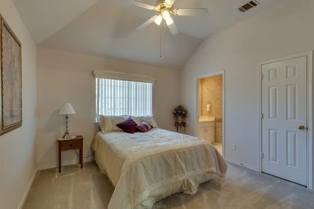 801 Steeps Court, Euless, TX 76039