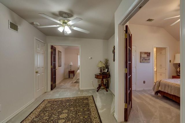 801 Steeps Court, Euless, TX 76039