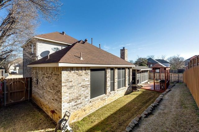 801 Steeps Court, Euless, TX 76039