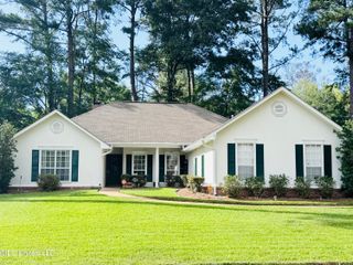 473 Shadowood Drive, Ridgeland, MS 39157