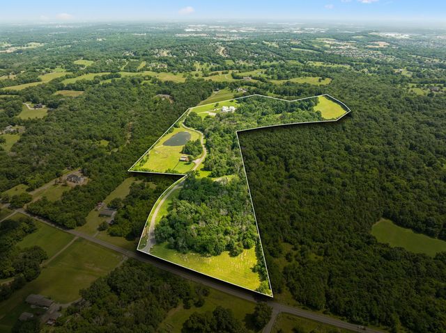 2650 Finley Ridge Lane, Nolensville, TN 37135