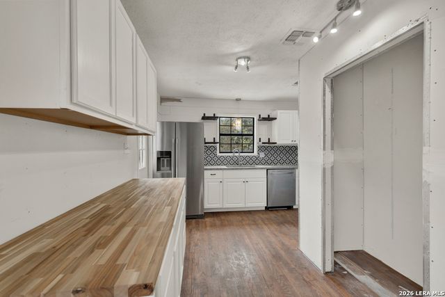 499 Lakeway, Spring Branch, TX 78070