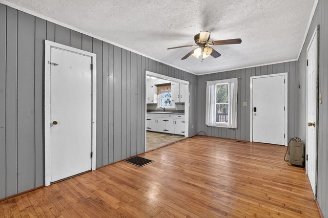 164 Marlette Drive, Mccaysville, GA 30555