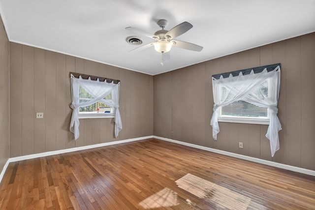 164 Marlette Drive, Mccaysville, GA 30555