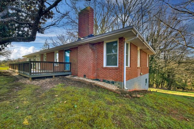 164 Marlette Drive, Mccaysville, GA 30555