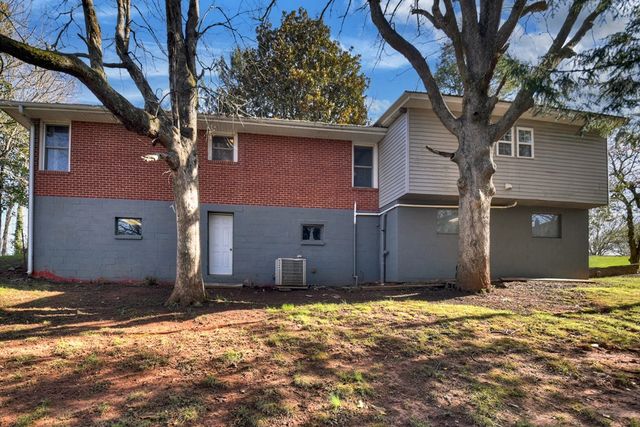 164 Marlette Drive, Mccaysville, GA 30555