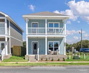 1330 W Zarragossa St, Pensacola, FL 32502