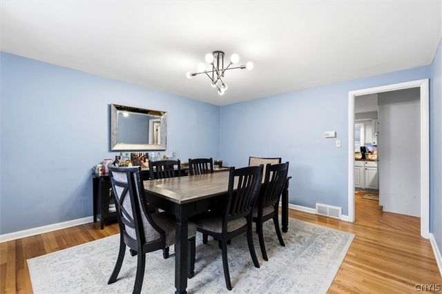 105 Vanida Lane, Manlius, NY 13066