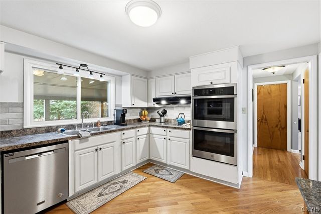 105 Vanida Lane, Manlius, NY 13066