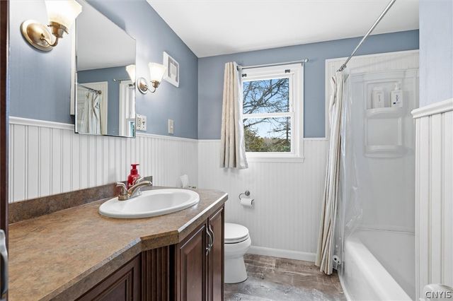 105 Vanida Lane, Manlius, NY 13066