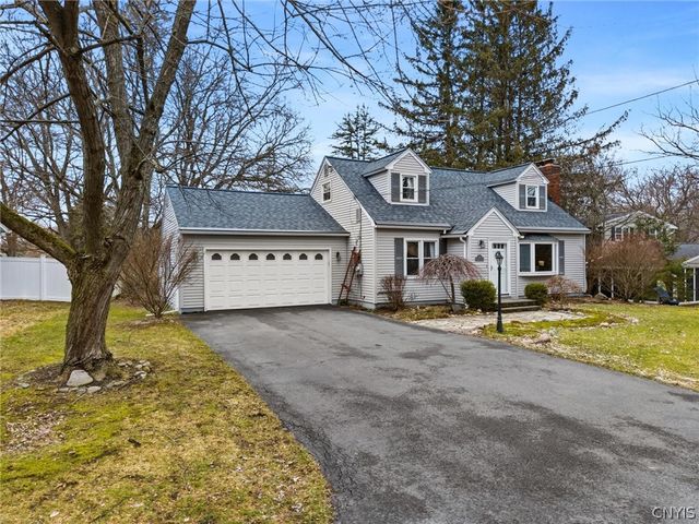 105 Vanida Lane, Manlius, NY 13066