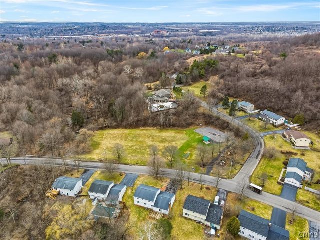 105 Vanida Lane, Manlius, NY 13066