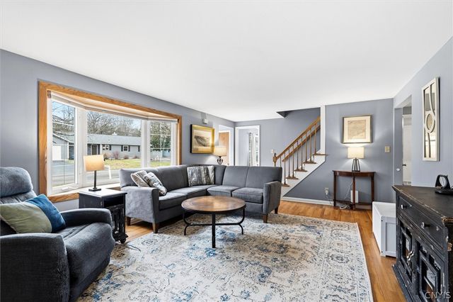 105 Vanida Lane, Manlius, NY 13066