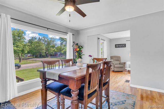 2324 Edwards Street, Grand Blanc, MI 48439