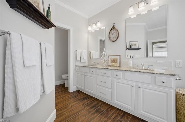 827 Waterfall WAY, Chesapeake, VA 23322