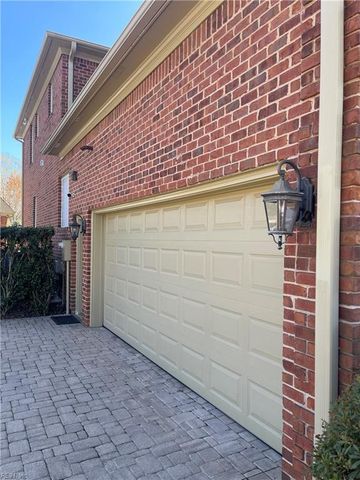 827 Waterfall WAY, Chesapeake, VA 23322