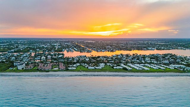 7219 Le Chalet Boulevard, Boynton Beach, FL 33472