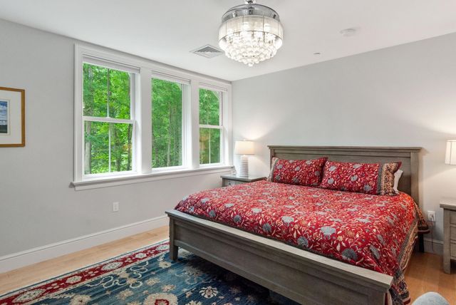 24 Willey Creek Rd Unit 203, Exeter, NH 03833
