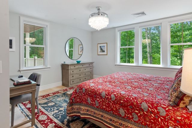 24 Willey Creek Rd Unit 203, Exeter, NH 03833