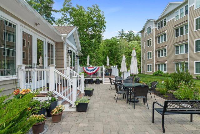 24 Willey Creek Rd Unit 203, Exeter, NH 03833