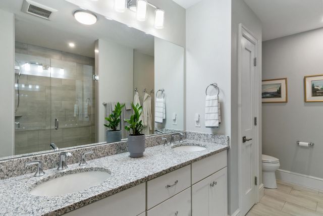 24 Willey Creek Rd Unit 203, Exeter, NH 03833